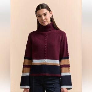 STRIPED RAGLAN SLEEVE SWEATER